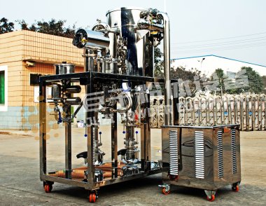  6、質(zhì)保期外氣流粉碎機設備出現故障