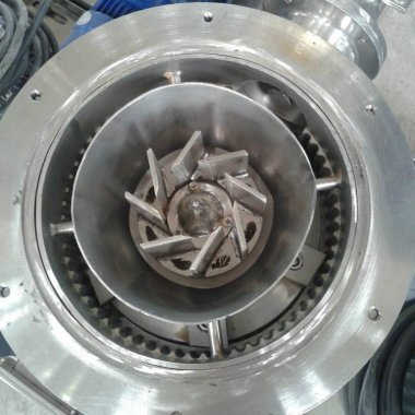 60 冷卻方式 水冷卻 材質(zhì) 不銹鋼 電機功率 13.5（KW）W 電壓 380V 類(lèi)型 高速粉碎 適用范圍 制藥 化工