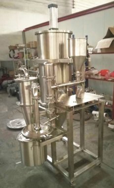 粉碎機進(jìn)行粉碎后的 物料是最理想的 鋸末作為顆粒主要原料